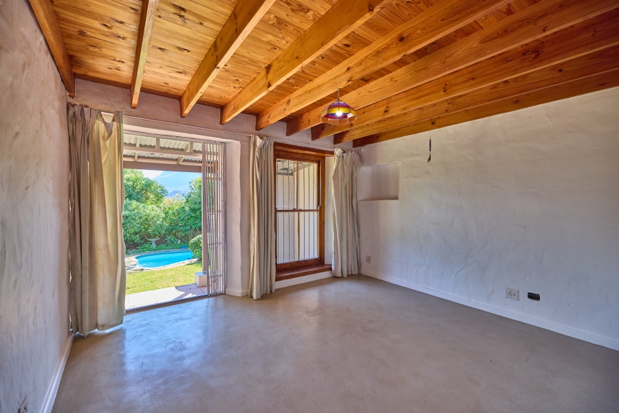 4 Bedroom Property for Sale in Capri Western Cape